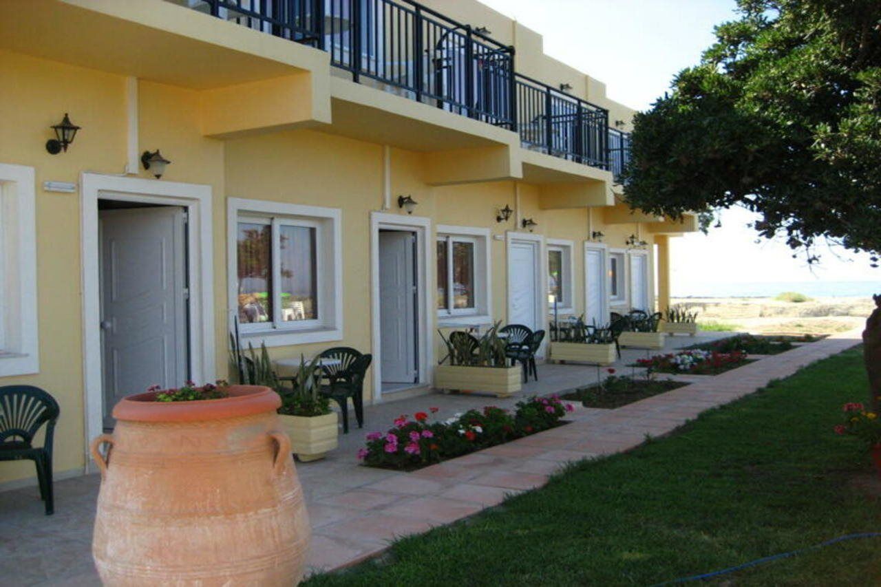 Baladinos Apartments Gerani  Buitenkant foto